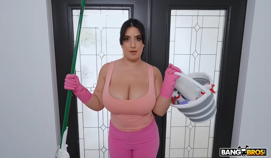 หนังโป๊แม่บ้าน BangBros Sarah Arabic ถ้าเปิดเต้าทำงานแล้วจะเพิ่มพิเศษ แต่ถ้าอยากได้มากเพิ่มขึ้นต้องให้กระแทก