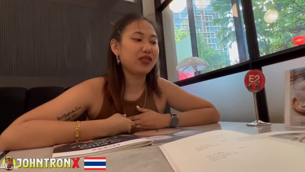 JohntronX – Oly น้องโอลี่ สาวอวบอึ๋มนัดเย็ดพี่จอห์นรอบที่ 2 พาไปร้านอาหารก่อนจะพาไปเย็ด ปล่อยแตกในคาหีอย่างฟิน